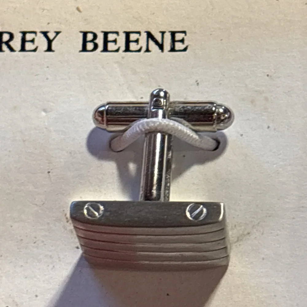 Geoffrey Beene Silver Men's One Striped Dress Cufflinks